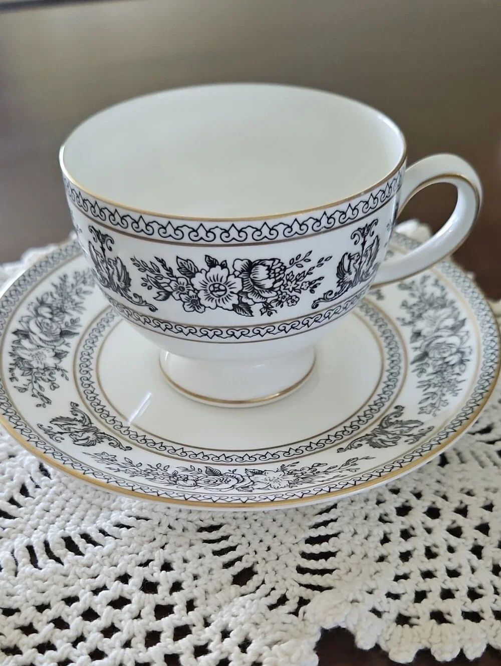 VTG Wedgwood Columbia Black Tea Cup and Saucer